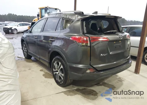 2018 Toyota Rav4 Le z USA, uszkodzony, nr VIN JTMZFREV0JJ205067